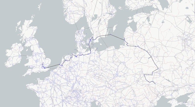 supply chain data visualization, using geospatial graph visualization